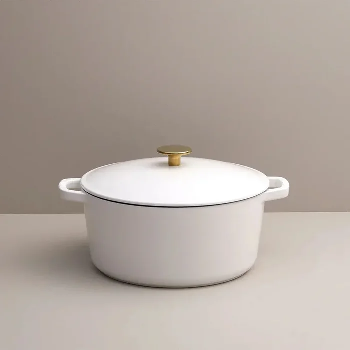 5.5 Quart Classic Dutch Oven – White