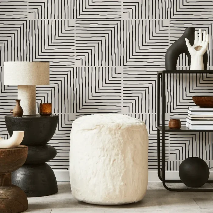 Abstract Wallpaper With A Hand-drawn Maze Motif In Black And Beige – C248