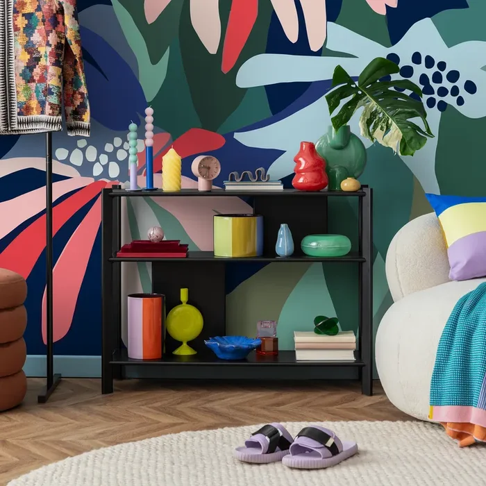 Abstract Wallpaper With Bold Organic Shapes In Blue, Green, And Red – C128