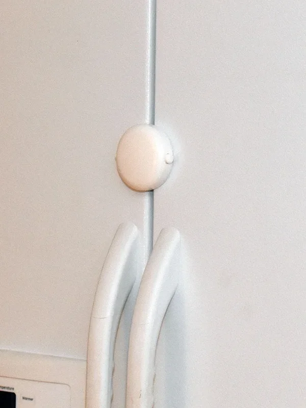 Adhesive Fridge Lock – White