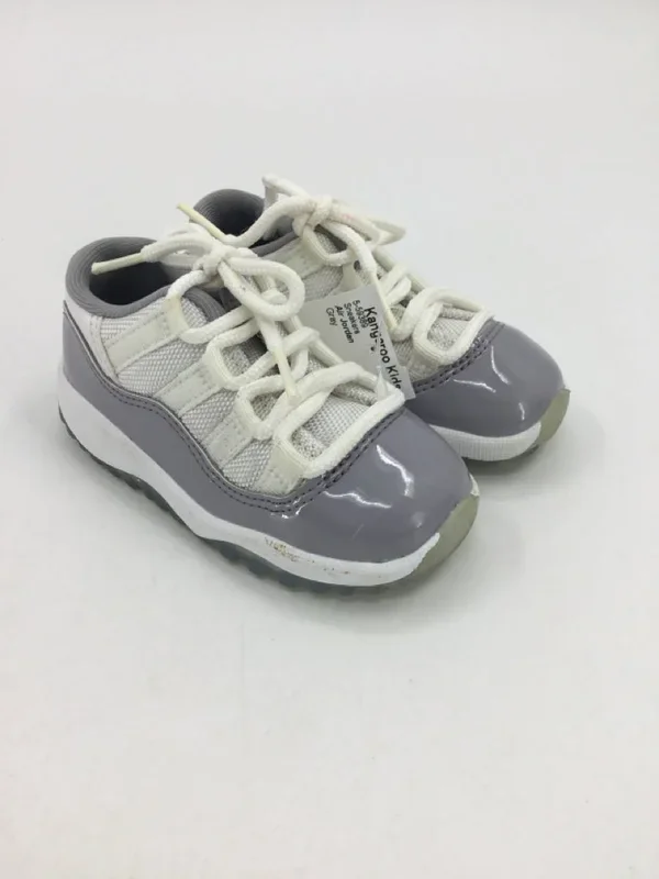 Air Jordan Child Size 7 Toddler Gray Sneakers