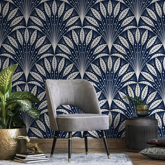 Art Deco Wallpaper With A Stylized Fan Motif In Navy Blue And Cream – C815
