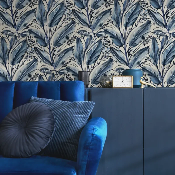 Botanical Wallpaper Featuring Watercolor Leaves In Blue And Black – C780