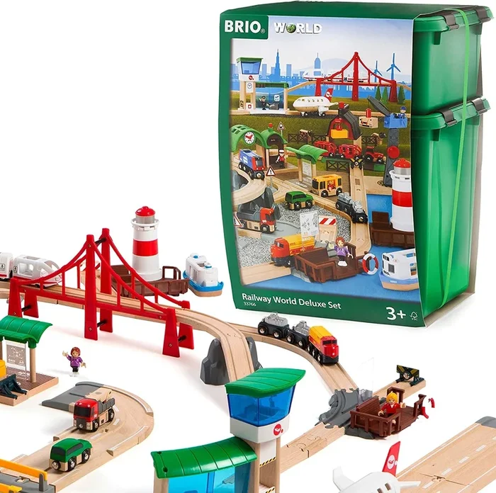 Brio Railway World Deluxe Set