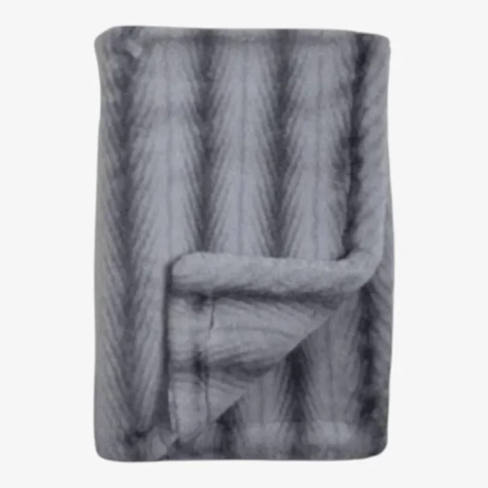 Chevron Plush Blanket – Blue