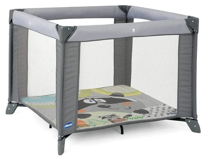 Chicco Tot Quad Portable Square Playpen – Honey Bear