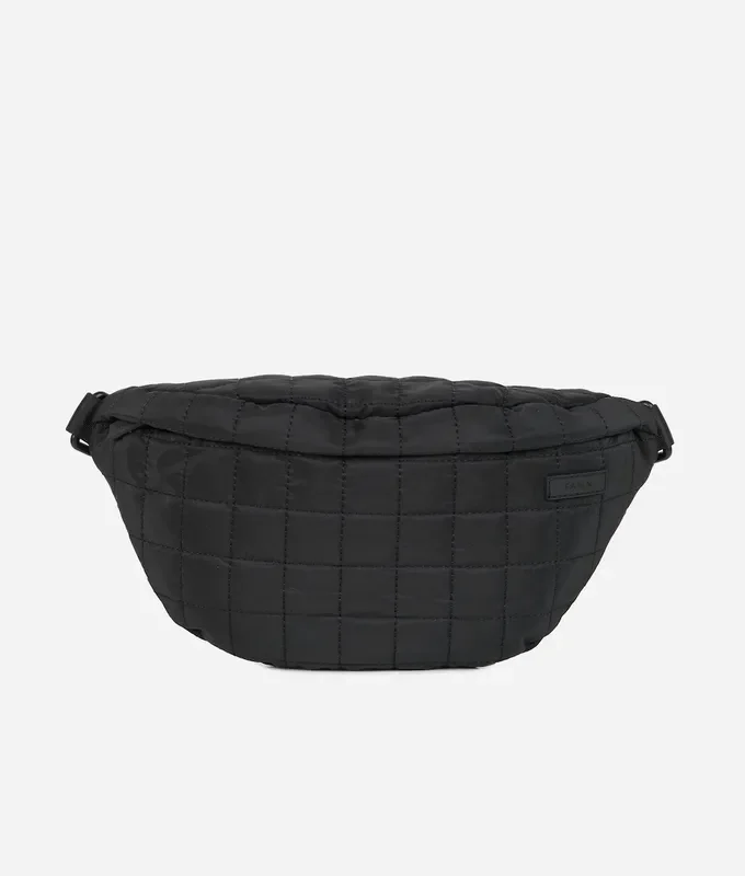 Fawn Design The Quilted Fawny Pack