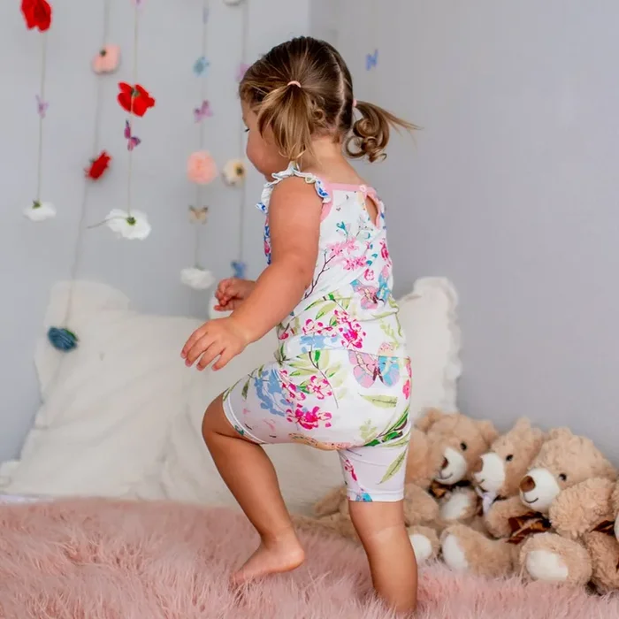 Flutter Babes Tank & Shorts