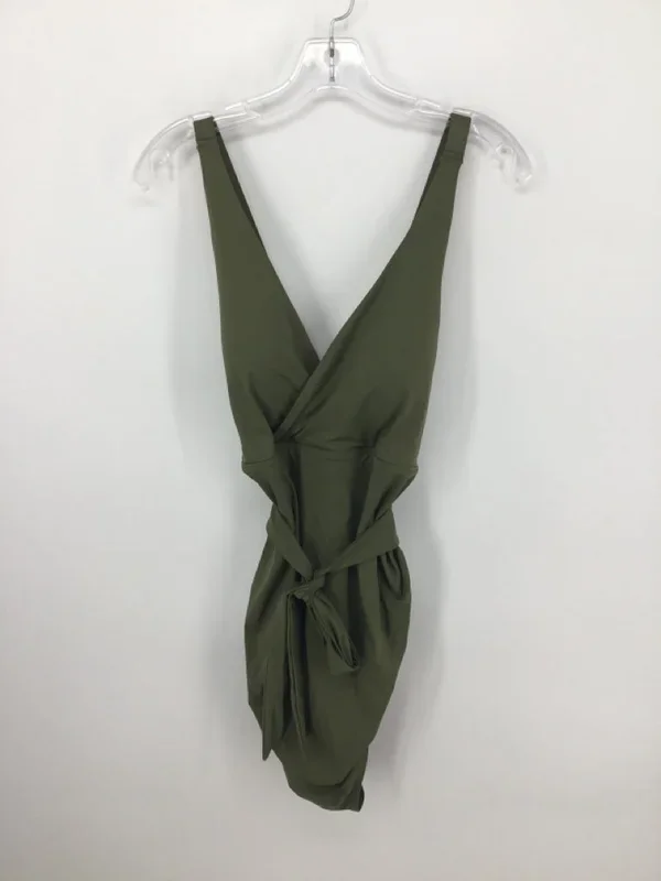 Gap Size L Nylon Blend Swimwear