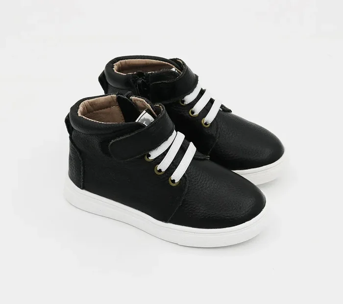 High Top Black Sneakers – Blackout