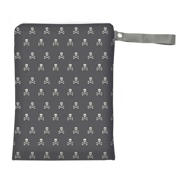 Itzy Ritzy Travel Happens Sealed Wet Bag – Rebel Skulls / Medium