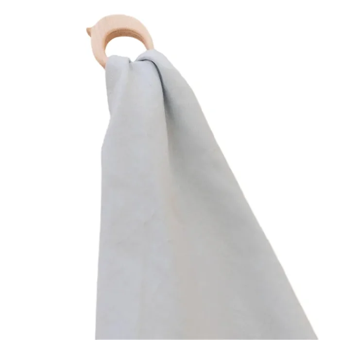 Linen + Maple Ring Teether – Dove
