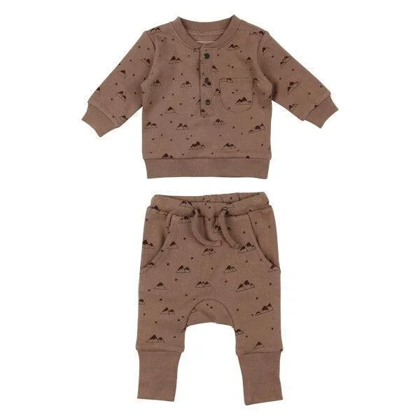 Lovedbaby – Organic Henley Long Sleeve Top + Pant Set – Latte Mountain