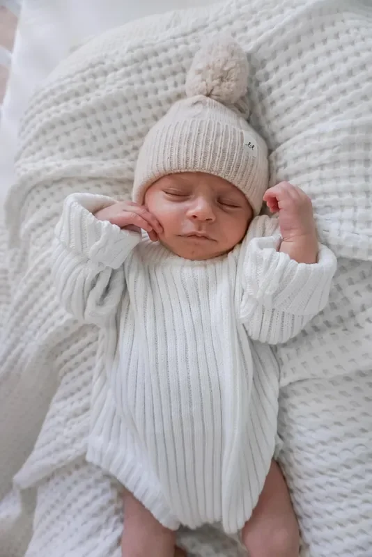 Luna + Luca Cable Knit Pom Beanie – Sand