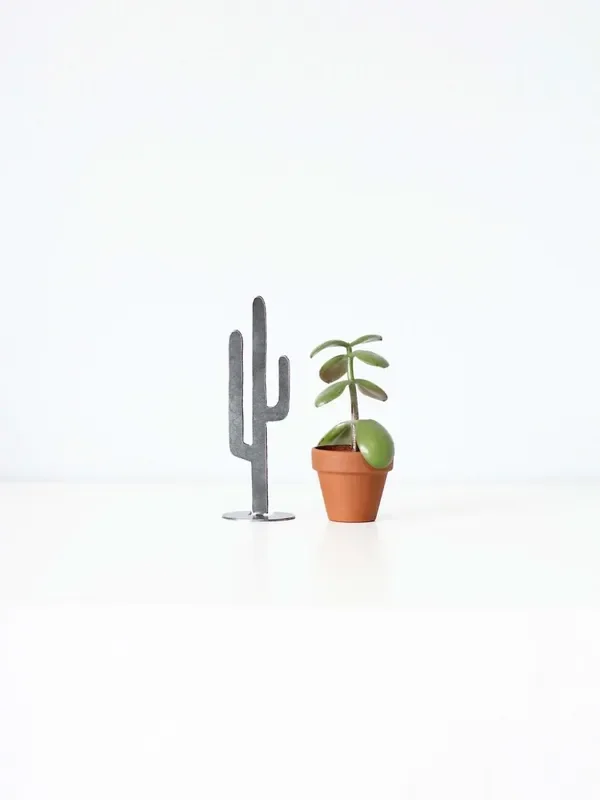 Metal Cactus Silhouette – Small