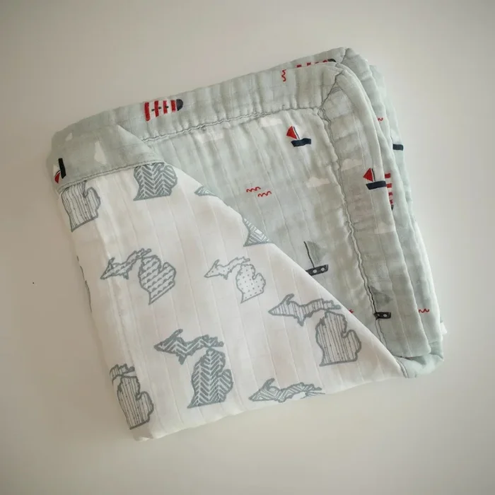Michigan Quilt | Blue Sailing