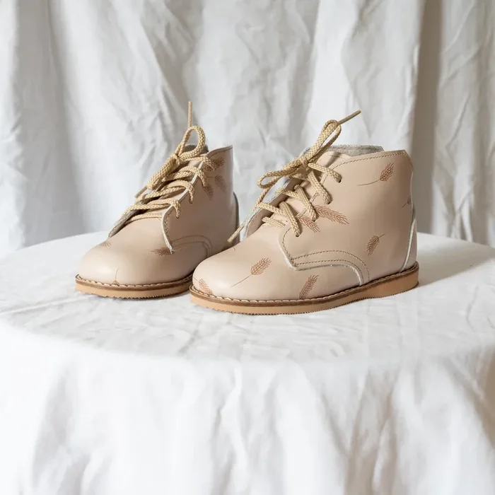 Milo Boot – Wheat