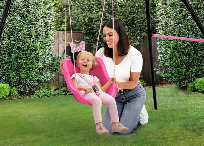 Minnie Mouse 2-in-1 Outdoor Kids Swing