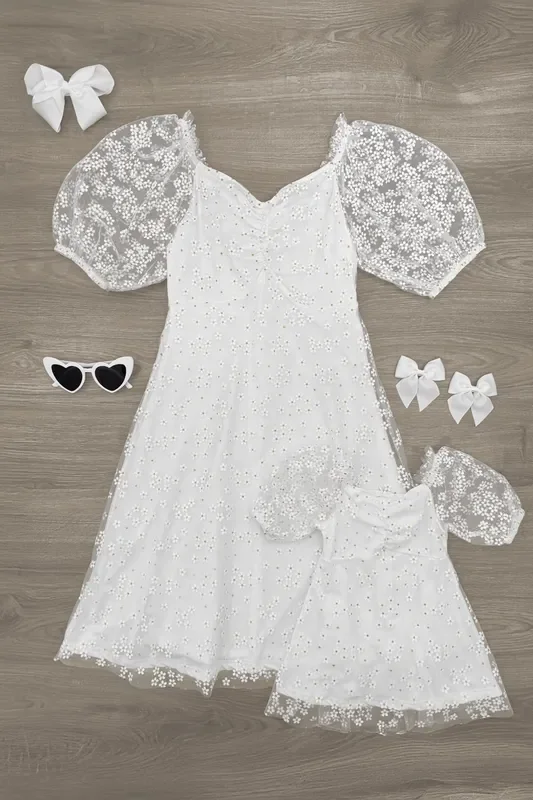 Mom & Me – White Glitter Daisy Tulle Dress