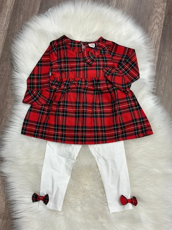 Pinesdale Outfit