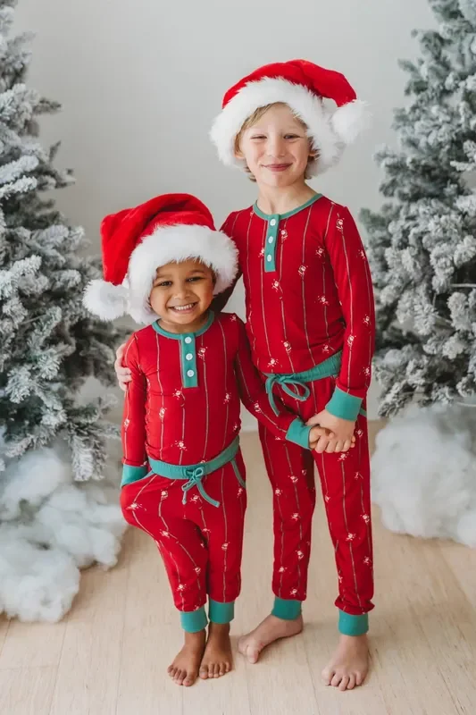 *preorder* Santa’s Sleigh Stripes Comfort Set