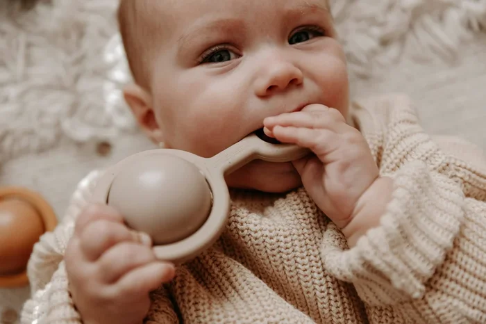 Rattle Toy – Ora | Beige