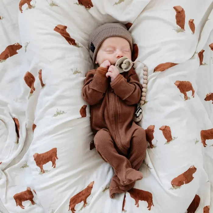 Saranoni Bamboo Rayon Muslin Swaddle | Highland Cow