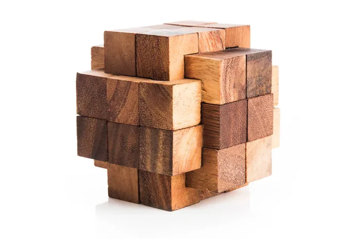 The Grandfather Burr Puzzle – 18 Piece Burr Puzzle