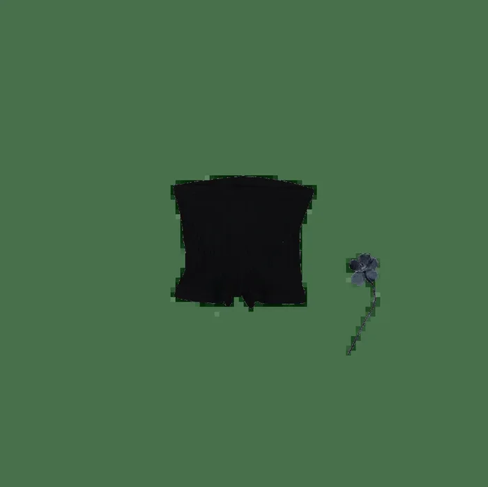 The Short – Black Ribbed