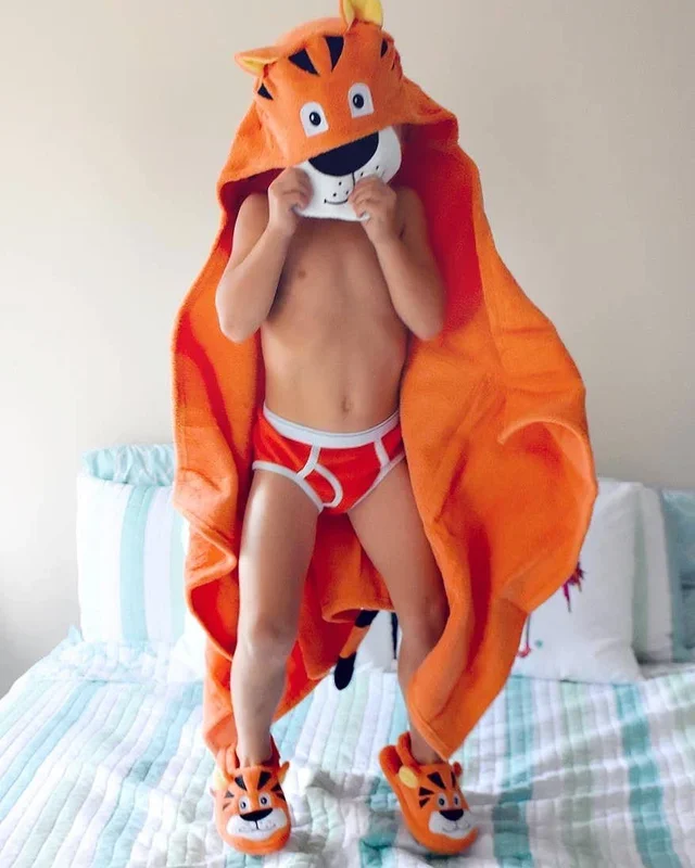 Tiger Hooded Toddler Towel