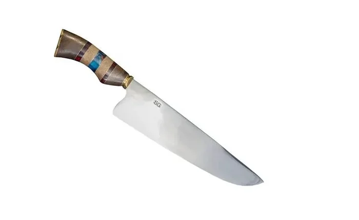 Traditional 10″ Rumpsteak Knife with Wooden Handle and Leather Case
