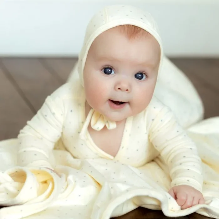 Velour Wrap Footie – Ivory&blue