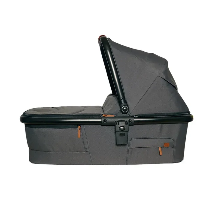 Venice Child Maverick Stand-Alone Bassinet